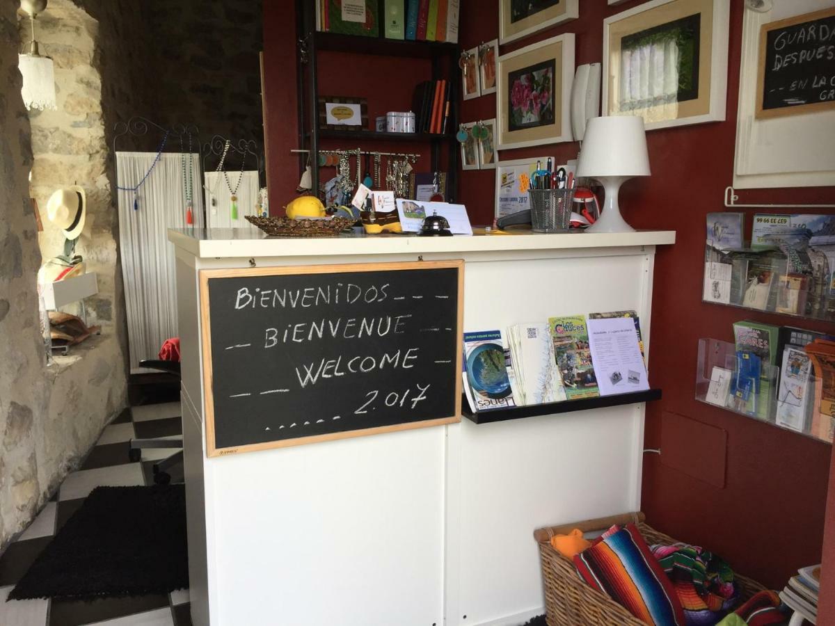 Apartamentos El Hospital De Villahormes Eksteriør billede